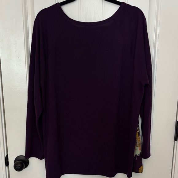 Le Lis Purple Floral Women's Blouse - Picture 5 of 9